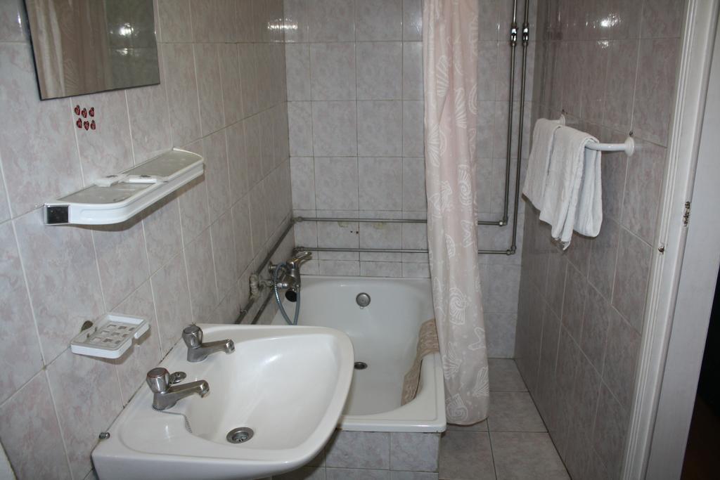 מלון ליסבון Pensao Residencial Estrela Do Mondego חדר תמונה