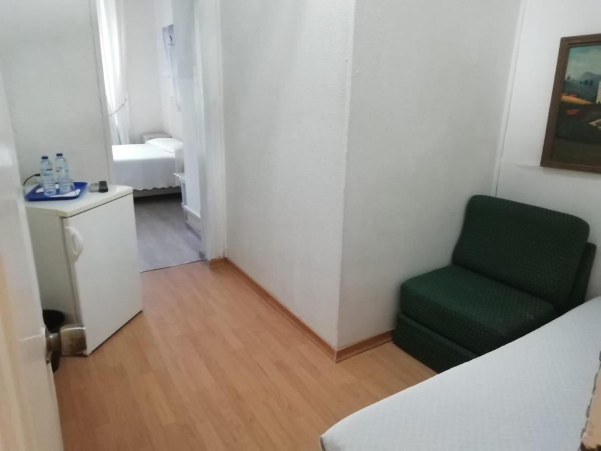 מלון ליסבון Pensao Residencial Estrela Do Mondego מראה חיצוני תמונה