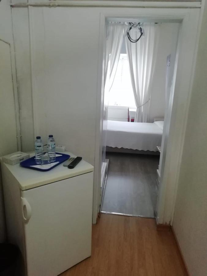 מלון ליסבון Pensao Residencial Estrela Do Mondego מראה חיצוני תמונה